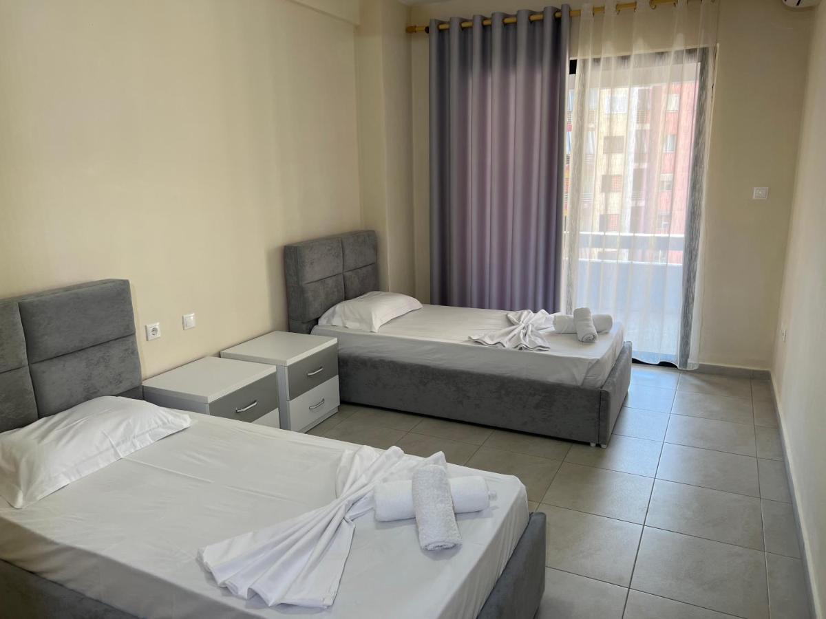 Marinela Apartment Тирана Екстериор снимка