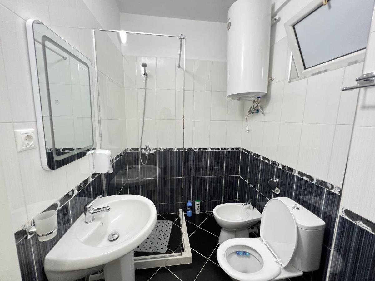 Marinela Apartment Тирана Екстериор снимка