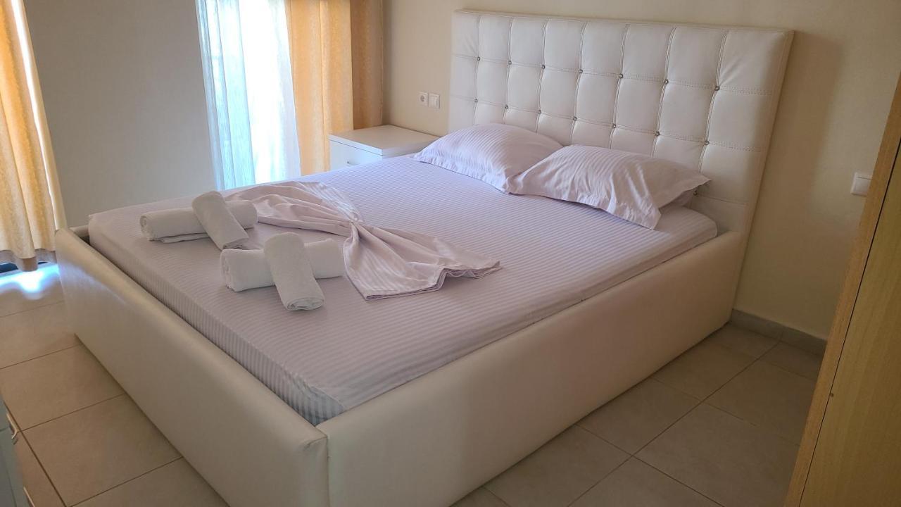 Marinela Apartment Тирана Екстериор снимка